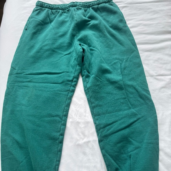 Aritzia TNA Cozy Fleece Megafit Sweatpants - Green - Picture 1 of 5